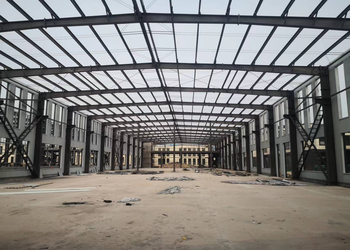 Crane-Supported Steel Structure Workshop product image 4